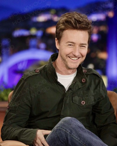 Edward norton 8x10 photo wm - edward,